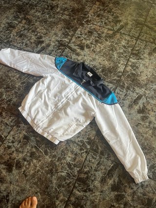 Chaqueta Deportiva Lacoste Clásica Blanca y Azul
