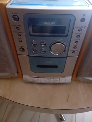 Mini cadena Sanyo
