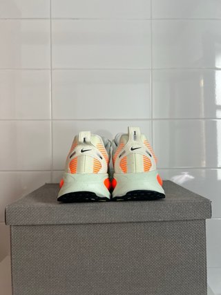Nike Vomero 18 Verde y Amarillo