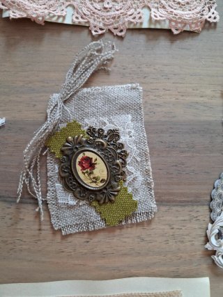 Set Scrapbooking Fatto a Mano