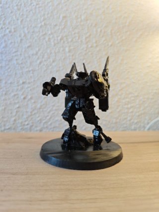 Figura Mecha/Robot impresa en resina 3D