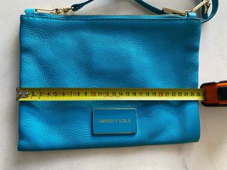 Bolso de piel Bimba y Lola azul turquesa