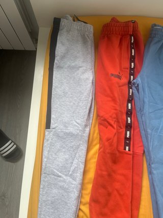 Pantalones Nike y Puma