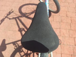 Bicicleta 24".usada pero funciona correctamente.