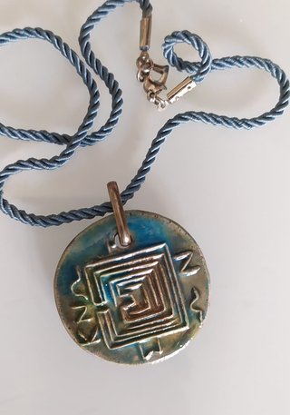 Ciondolo Medaglia Labirinto Cnosso Blu Argento