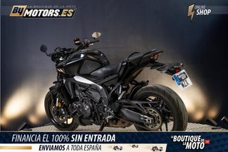 YAMAHA MT-09 *ALERONES LATERALES*