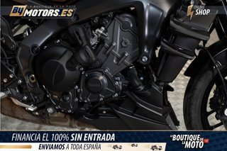 YAMAHA MT-09 *ALERONES LATERALES*