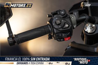 YAMAHA MT-09 *ALERONES LATERALES*