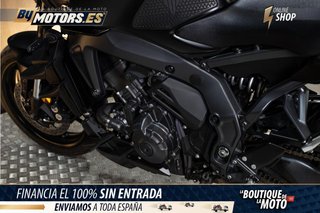 YAMAHA MT-09 *ALERONES LATERALES*