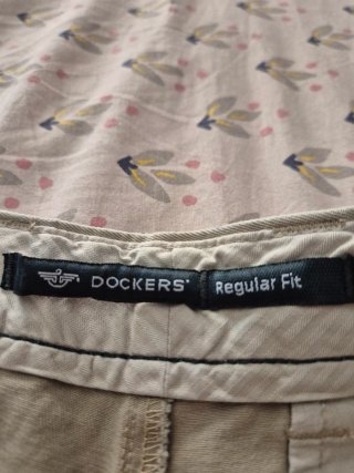 Pantalón Chino Dockers Khaki Regular Fit Talla 40