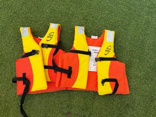 Chaleco salvavidas deportes acuáticos