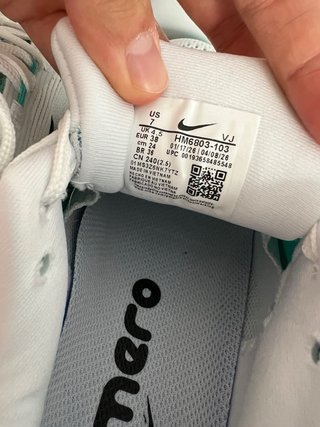 Nike Vomero 18 - Blanco/Turquesa