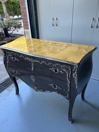 Cómoda Victoriana