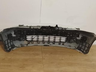 Paragolpes del renault 620223579r megane 4097
