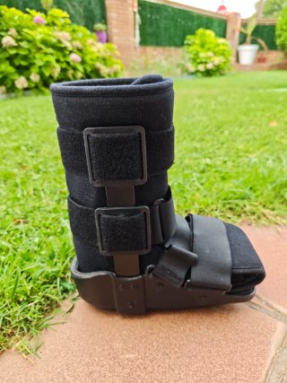 Bota Ortopédica Walker Corta Talla S marca Orliman