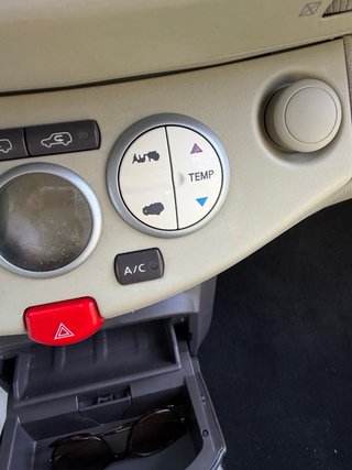 Nissan Micra 2005