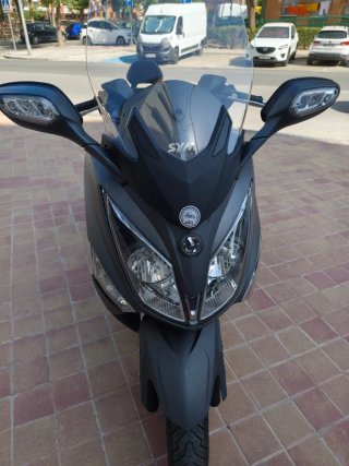 Sym Joymax 300i Gris Maxi-Scooter
