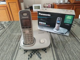 Teléfono Inalámbrico Panasonic KX-TG8011