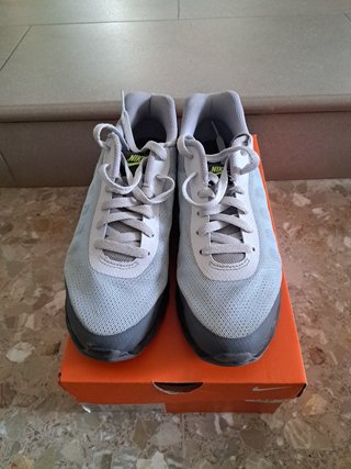 Zapatillas Nike Revolution Talla 42