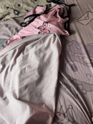 Camisón rosa con mariposas