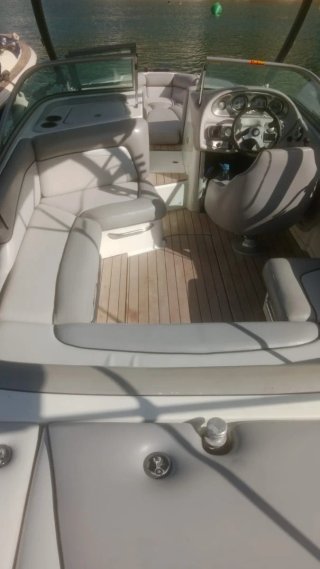 Barca Centurion 6m 325kw con torre