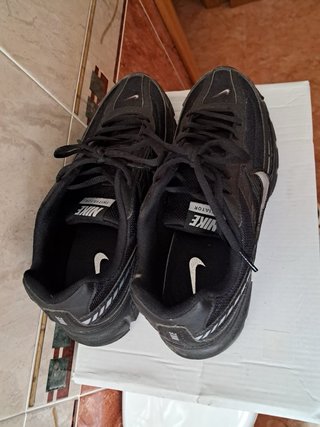 Zapatillas Nike Akinator Negras Talla 41