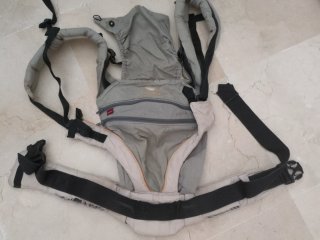 Mochila Portabebés Manduca Gris