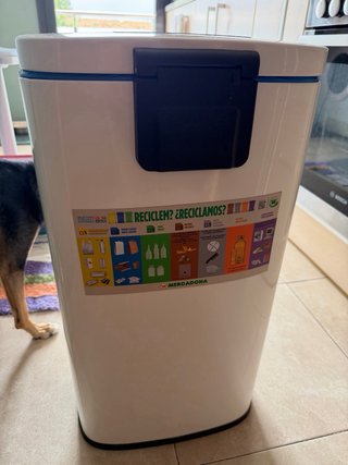 Cubo basura Songmics blanco Capacidad 30L