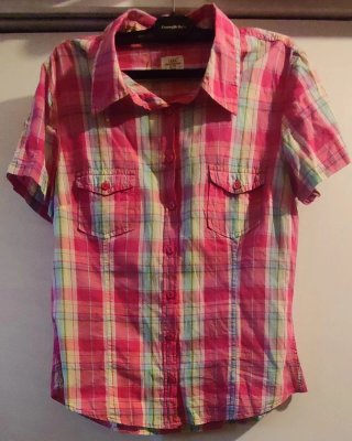 Camisa a cuadros rosa manga corta