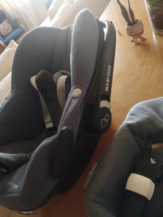 Silla Coche Maxi-Cosi + Adaptadores Bugaboo