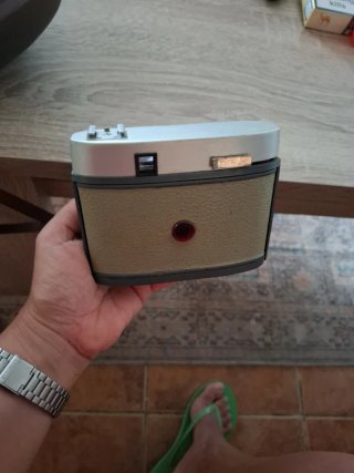 Cámara Bilora Bella 66 Marrón
