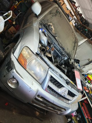 mitsubishi montero