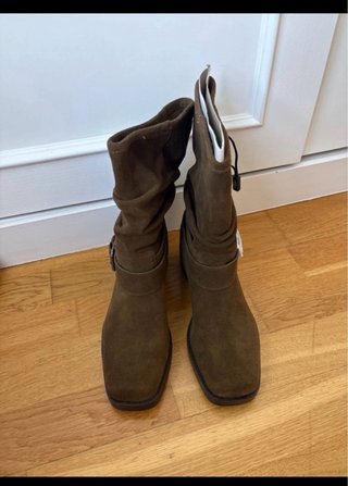 Botines de piel marrones