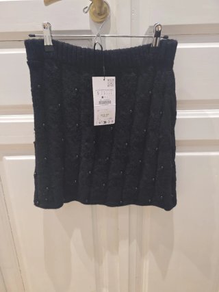 Conjunto Zara punto negro abalorios