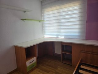 Cama juvenil con cajones y escritorio