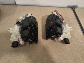 Se venden 2 Cerraduras Golf V 1.9 TDI , 5 puertas
