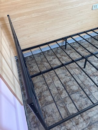 Base de cama metálica negra 135x190