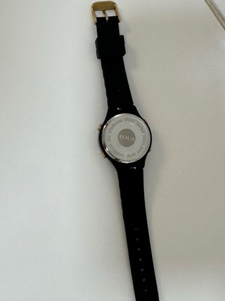 Reloj Tous Negro y Dorado Original