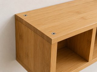 Estantería de pared de madera natural con 3 huecos