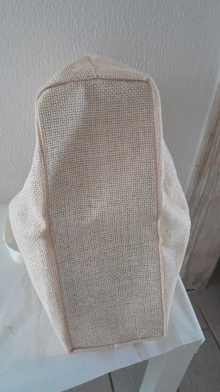 Borsa a spalla con fiori ricamati