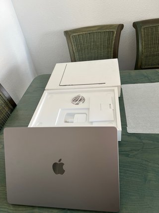 MacBook Air 15 M3 2025 a Estrenar