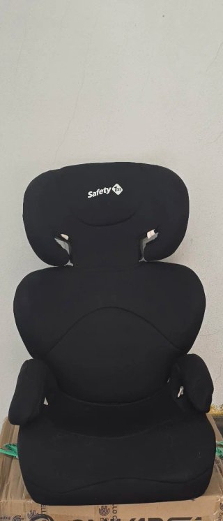Silla coche niño Safety 1st negra