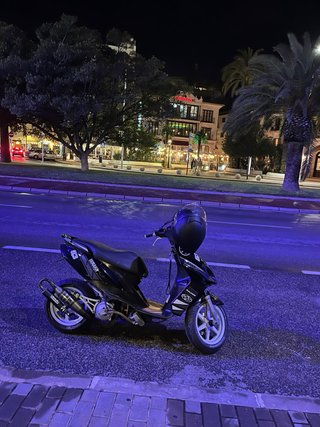 YAMAHA JOG RR (DESCRIPCIÓN)