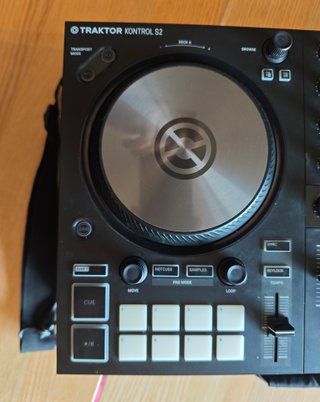 Native Instruments Traktor S2 MK3 + Maletín