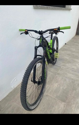 Bicicleta Eléctrica Specialized