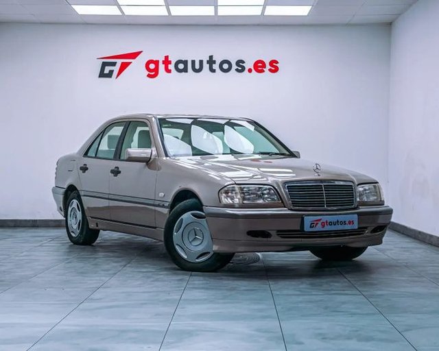 Mercedes Clase C C180 CLASSIC 122CV