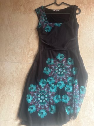 Vestido Desigual Negro y Turquesa
