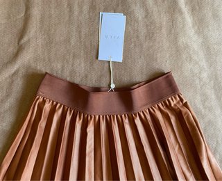 Falda plisada Vila marrón Talla XS