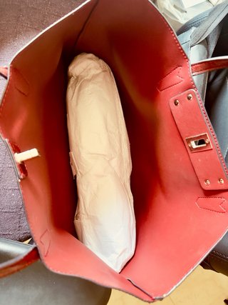 Bolso Guess Rojo Original sin apenas uso