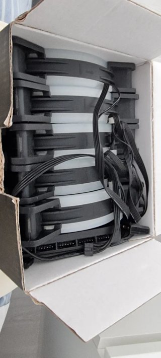 Ventiladores UPHERE RGB